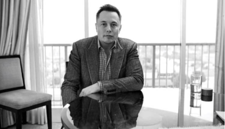 Илон Маск знает цену времени. Фото.