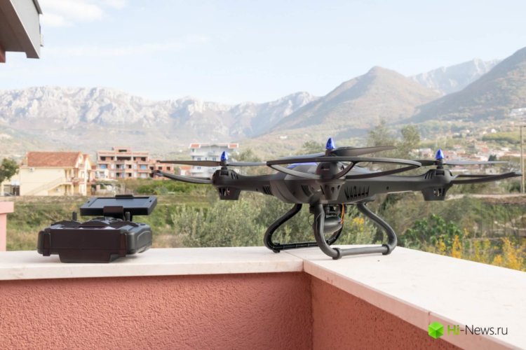Обзор квадрокоптера X183GPS Follow Double GPS Drone. Фото.