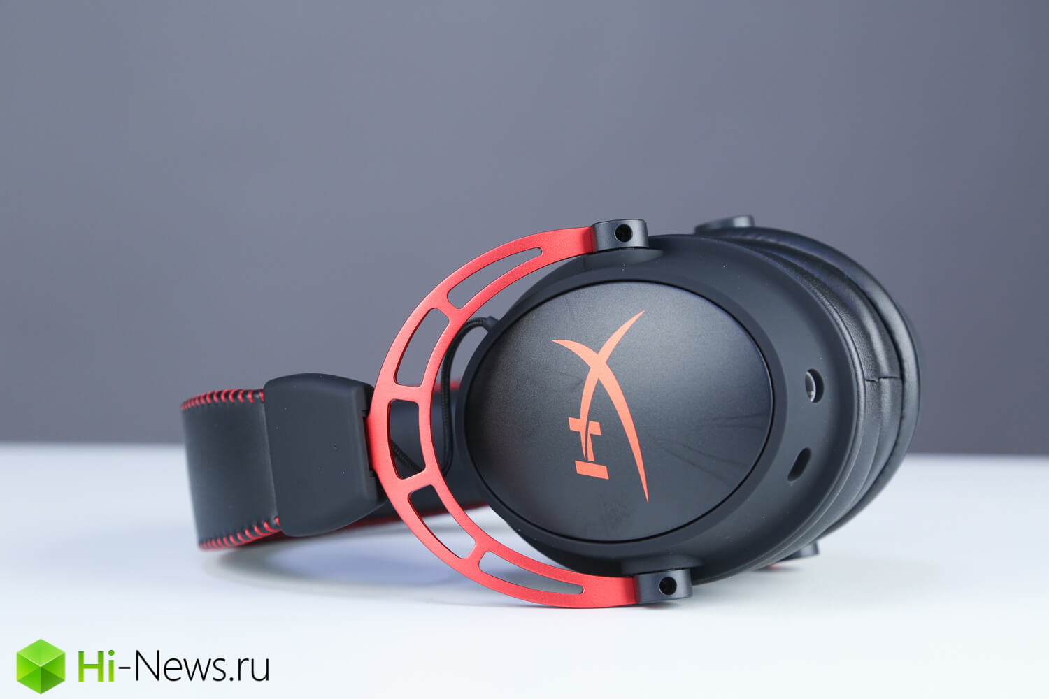 Держит марку: обзор игровой гарнитуры HyperX Cloud Alpha. Дизайн. Фото.