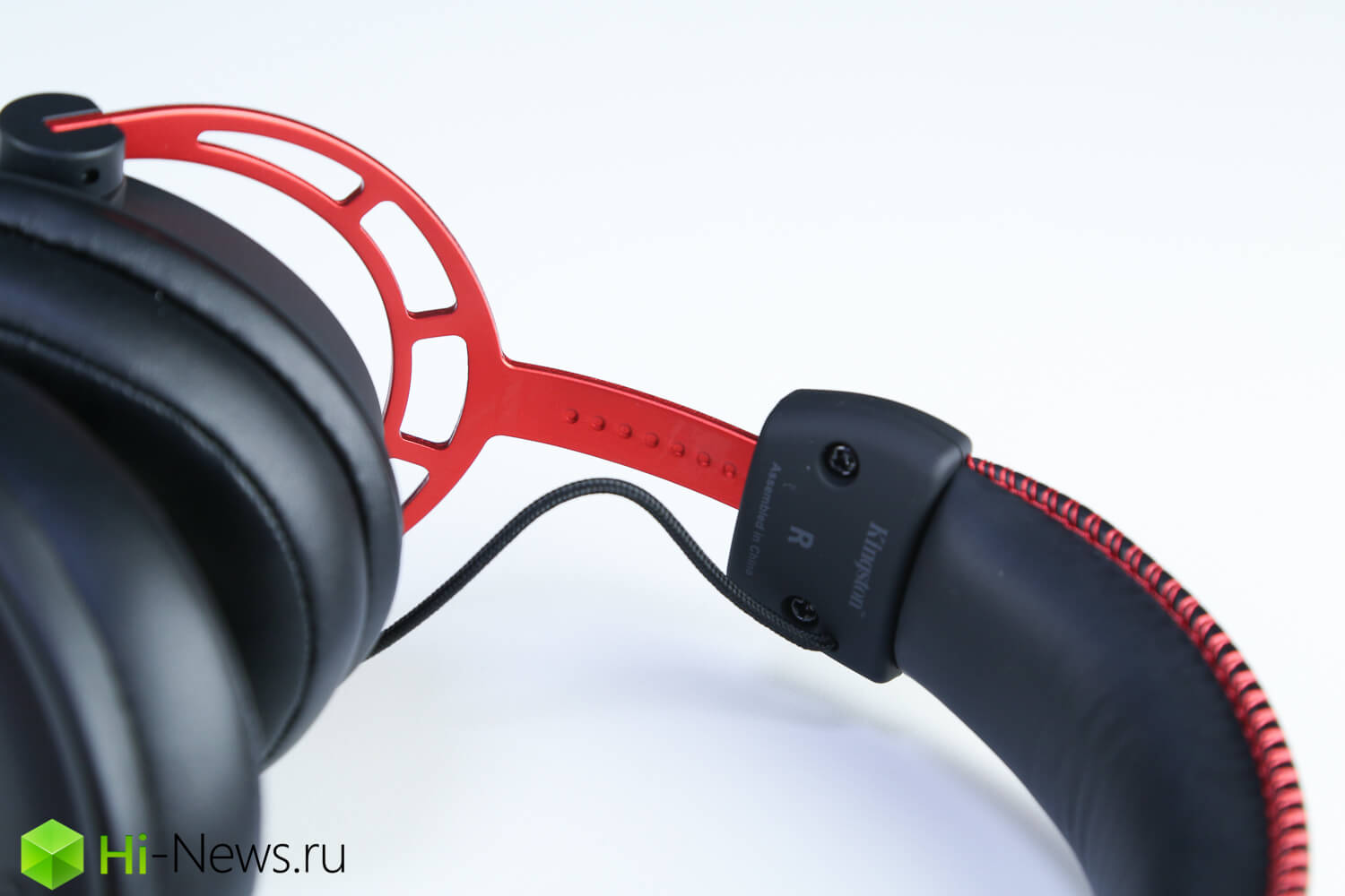 Держит марку: обзор игровой гарнитуры HyperX Cloud Alpha. Дизайн. Фото.