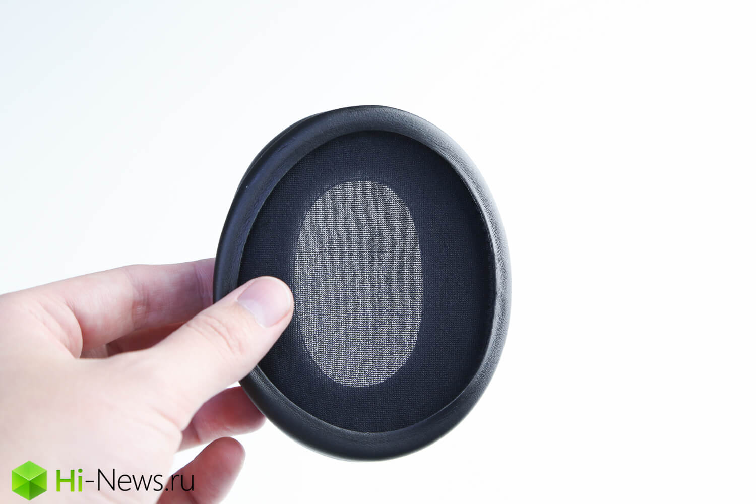 Держит марку: обзор игровой гарнитуры HyperX Cloud Alpha. Дизайн. Фото.