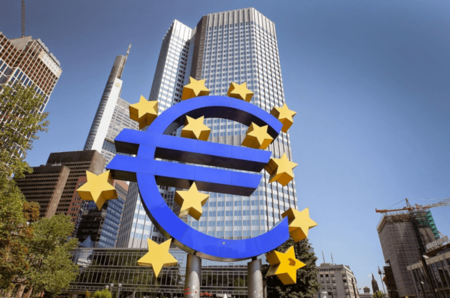 Европейский центральный банк может ограничить торговлю криптовалютой. Фото.