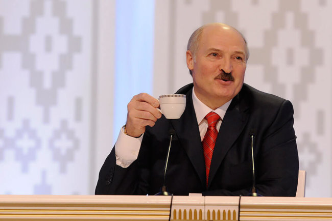 Лукашенко может разрешить в Беларуси пункты обмена криптовалюты. Фото.