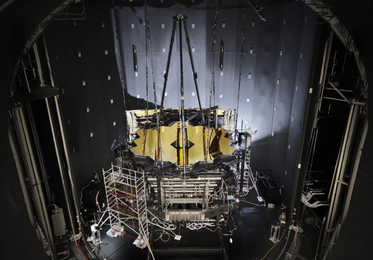 Телескоп «Джеймс Уэбб» прошел криогенные испытания при -233 градусах Цельсия. Фото.