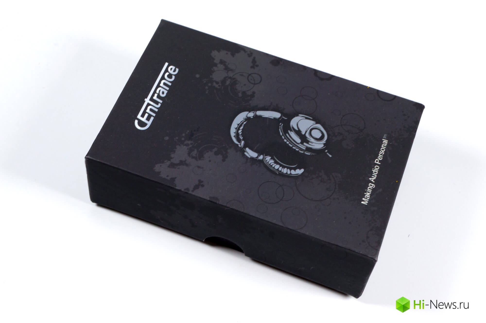 Обзор портативного ЦАП CEntrance BlueDAC: …и без проводов. Фото.