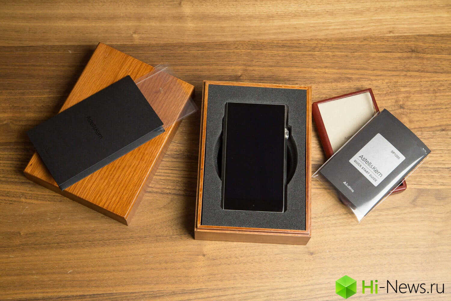 Гость из будущего: аудиоплеер Astell&Kern Ultima SP1000. Комплектация. Гость из будущего: аудиоплеер Astell&Kern Ultima SP1000. Комплектация. Фото.