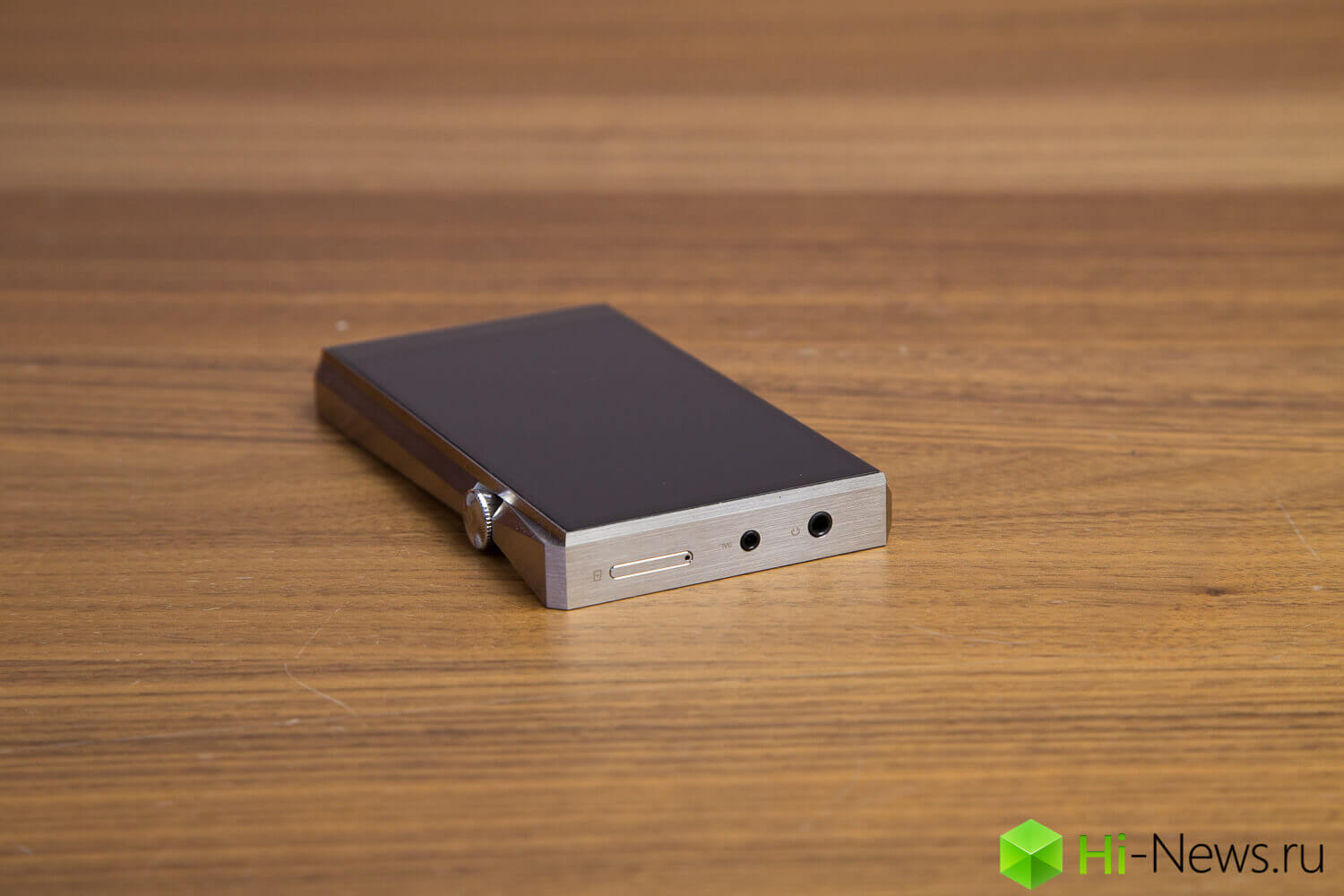 Гость из будущего: аудиоплеер Astell&Kern Ultima SP1000. Дизайн и эргономика. Гость из будущего: аудиоплеер Astell&Kern Ultima SP1000. Дизайн и эргономика. Фото.