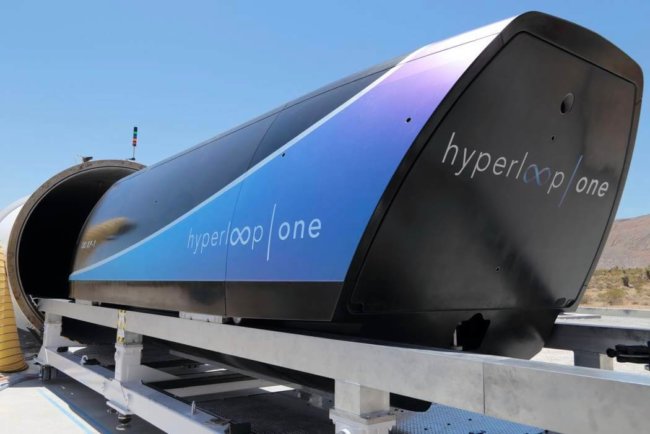 Испытатели Virgin Hyperloop One разогнали капсулу до 387 км/ч. Фото.