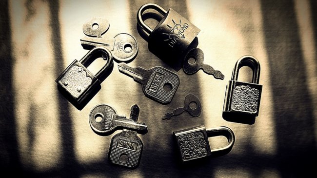 Блокчейн заменит устаревшую систему паролей и защитит от взломов. Фото.