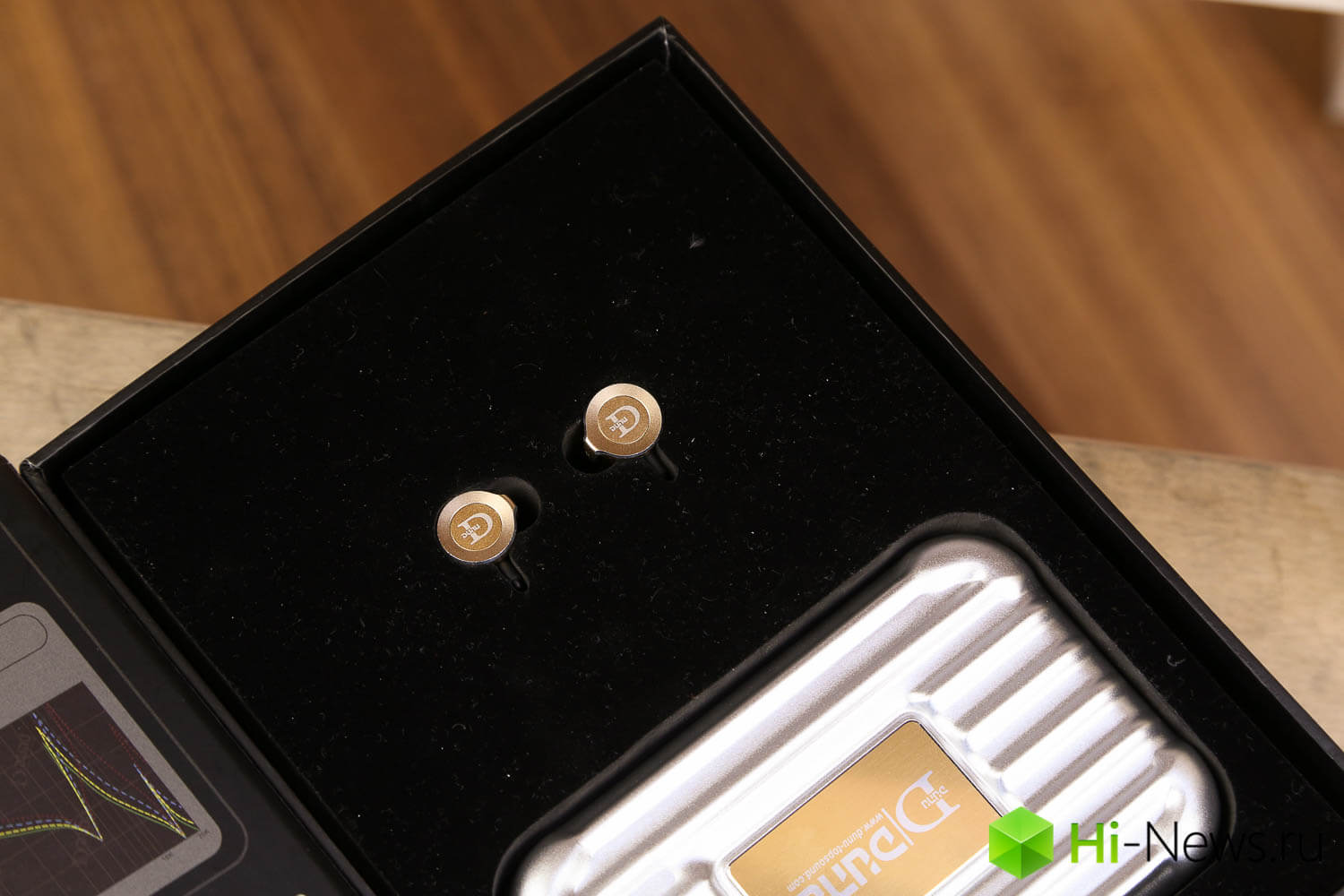 Гибриды против «титанов»: обзор наушников Dunu DN-2000 и Titan 5.. Упаковка и комплект поставки.. Фото.