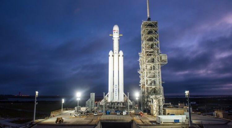 Запуск Falcon Heavy запланирован на 6 февраля. Фото.