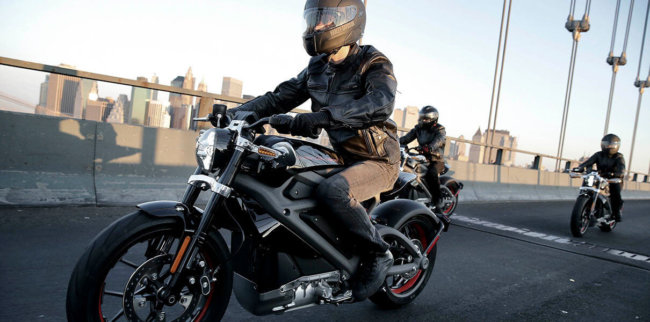 Электромотоцикл от Harley-Davidson появится на дорогах в 2019 году. Фото.