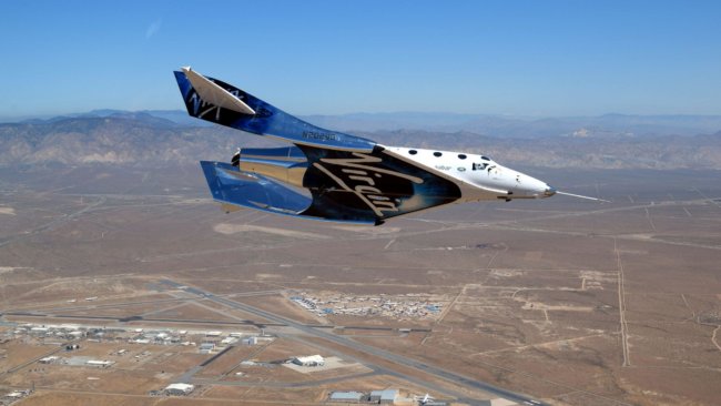 SpaceShipTwo от Virgin Galactics совершил финальный тестовый полёт-планирование. Фото.