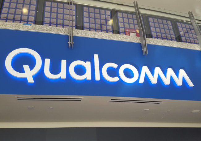Qualcomm продолжает готовиться к будущему с 5G-скоростями. Фото.
