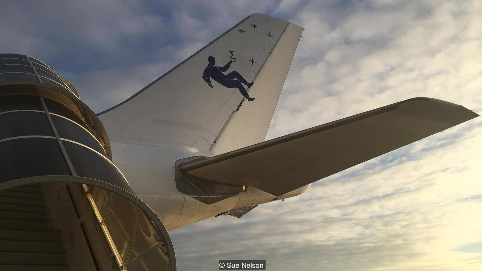 Невесомость можно ощутить не только в космосе.. Фото.