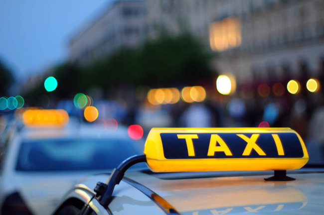 Яндекс.Такси объединяется с Uber. Фото.