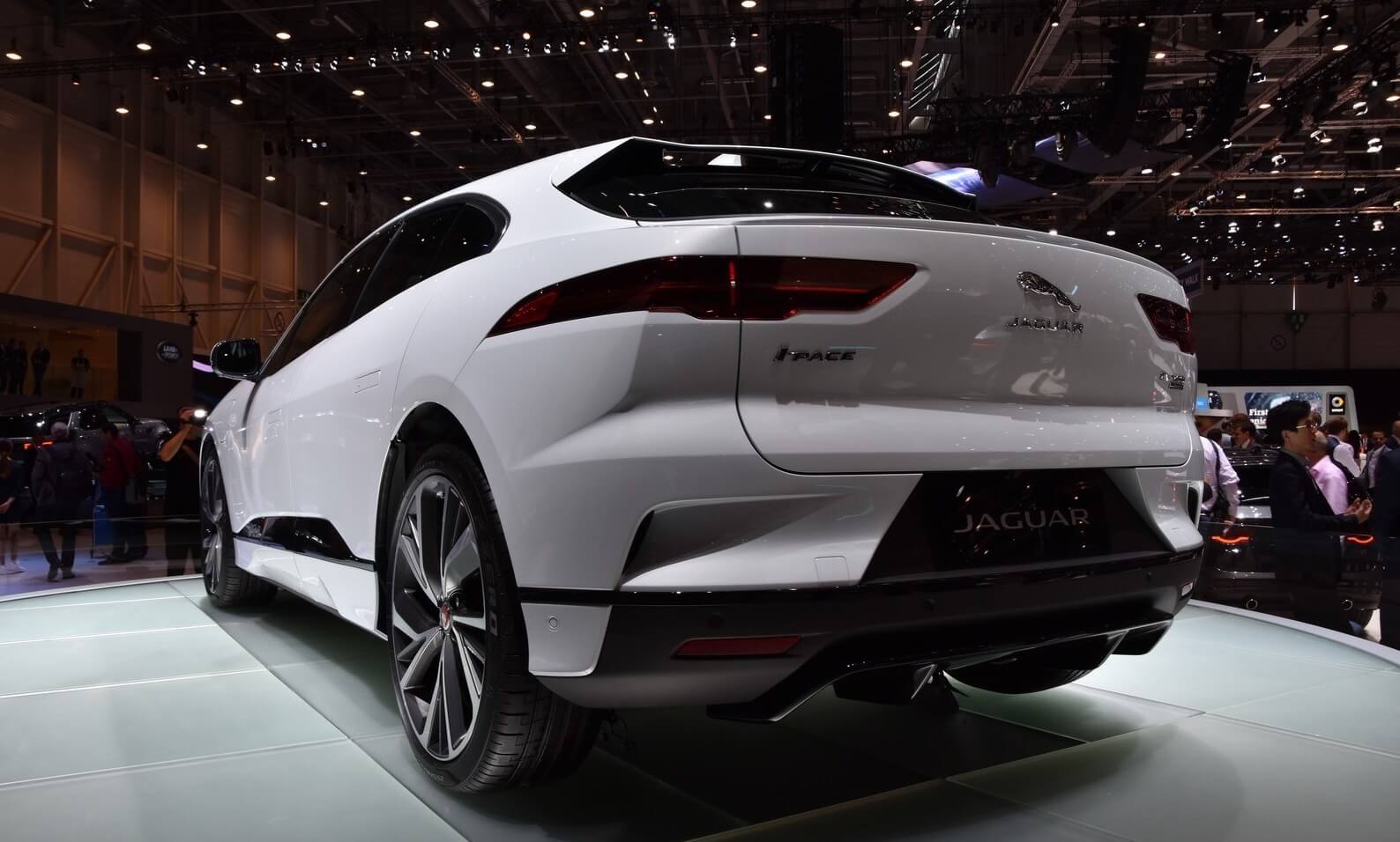 Чем удивил Женевский автосалон? Репортаж Hi-News.ru.. Британцы смогли.. Фото.