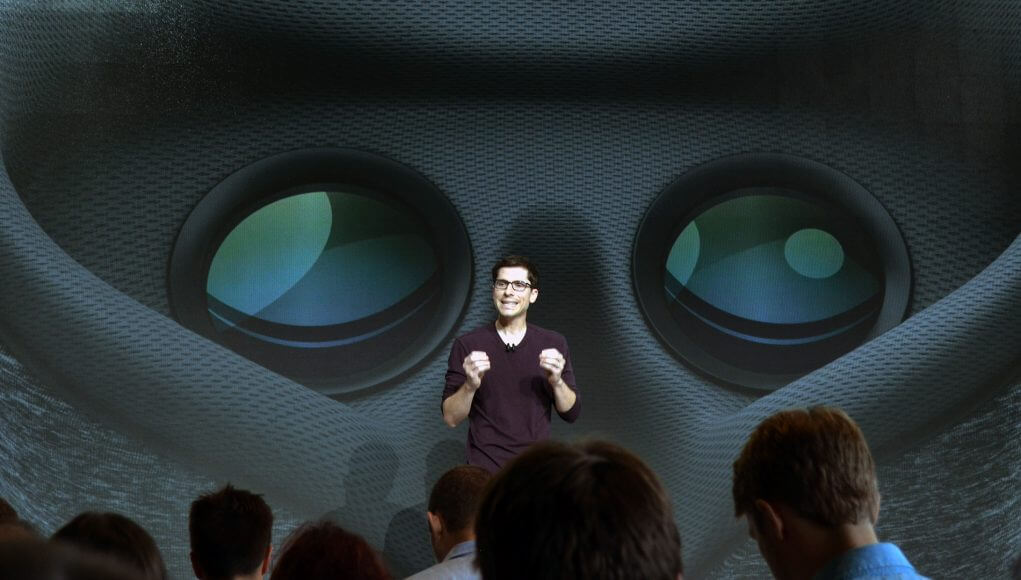 Google планирует представить новое поколение дисплеев для VR-гарнитур. Фото.