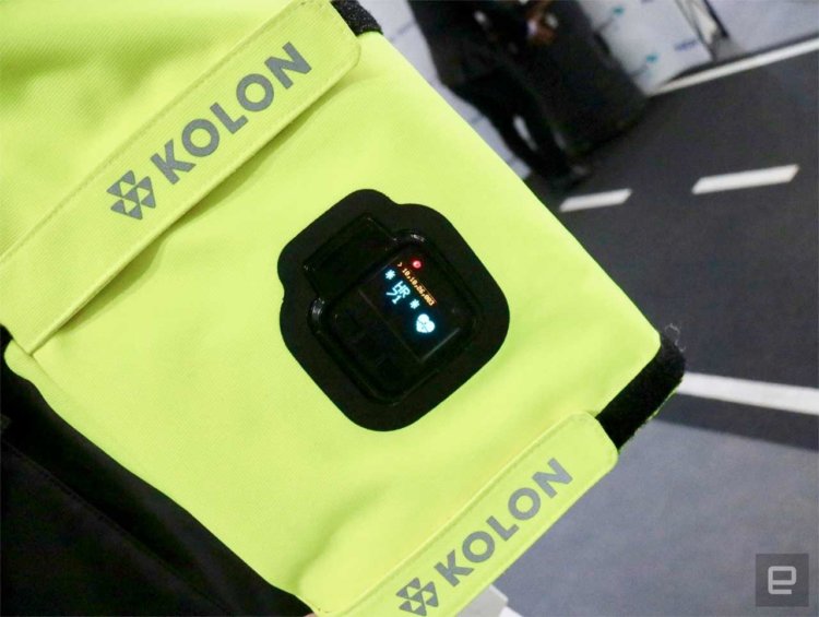 Nokia представила модульную смарт-куртку. Фото.