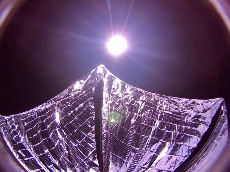 Запуск солнечного паруса 2.0 на околоземную орбиту состоится этим летом. Что улучшено в сравнении с LightSail 1? Фото.