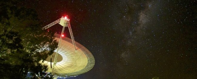 Ученые поймали еще три FRB-сигнала. Один оказался рекордной силы. Фото.