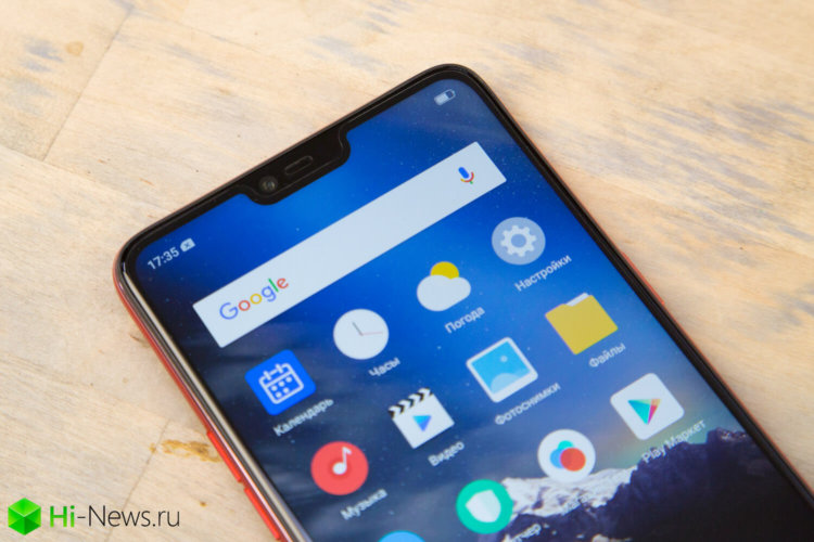 Oppo F7 — для тех, кто любит стиль и селфи. Форма экрана. Oppo F7 — для тех, кто любит стиль и селфи. Форма экрана. Фото.