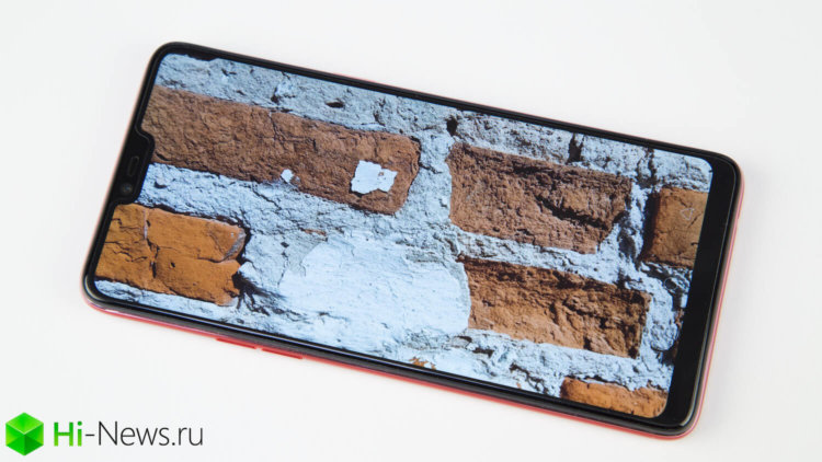 Oppo F7 — для тех, кто любит стиль и селфи. Форма экрана. Oppo F7 — для тех, кто любит стиль и селфи. Форма экрана. Фото.