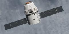 Грузовая капсула SpaceX Dragon успешно вернула на Землю мышей и другой груз. Фото.
