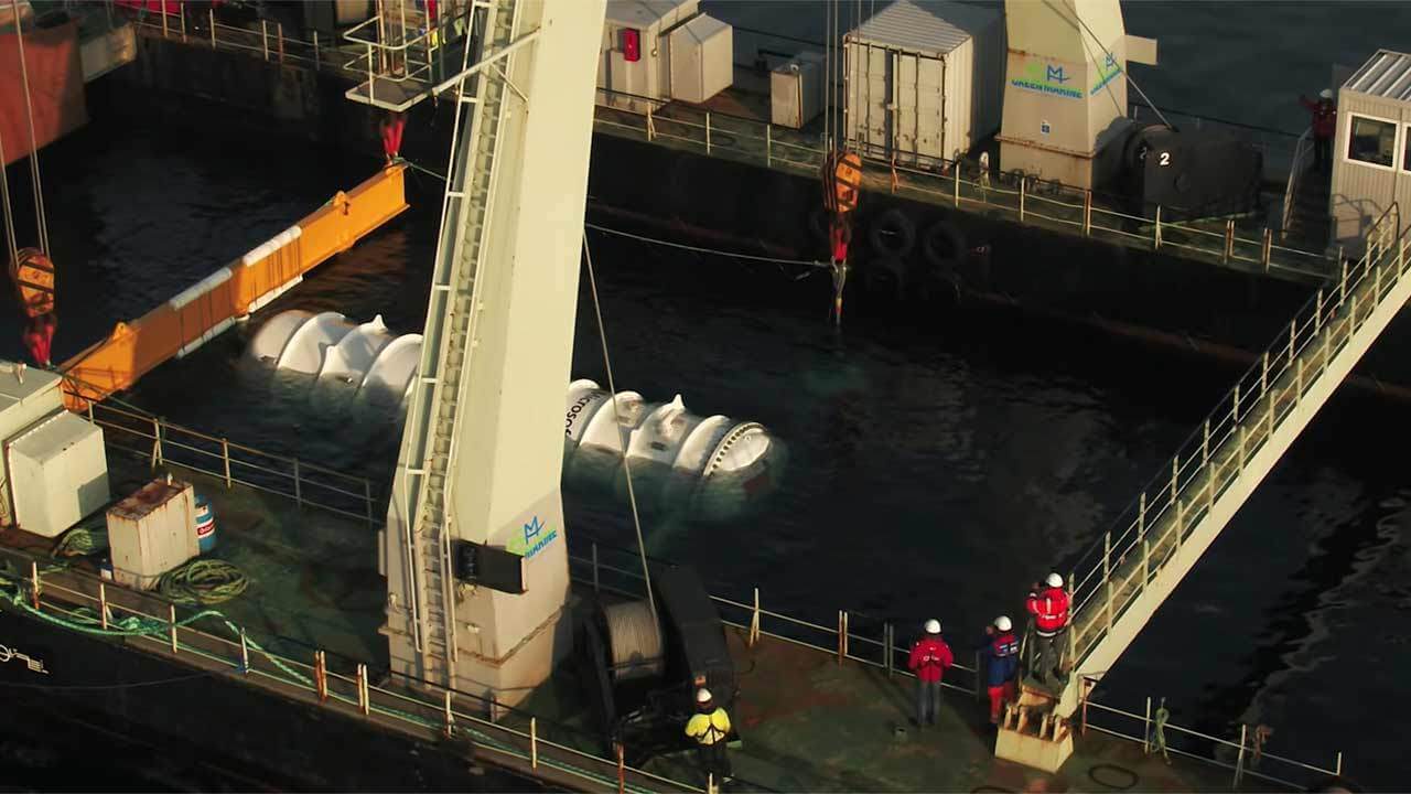 Microsoft уходит под воду. Фото.