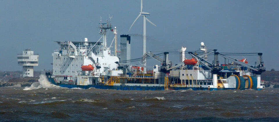 Как на самом деле выглядит Интернет.. Как прокладывают и обслуживают подводные кабели.. Фото.