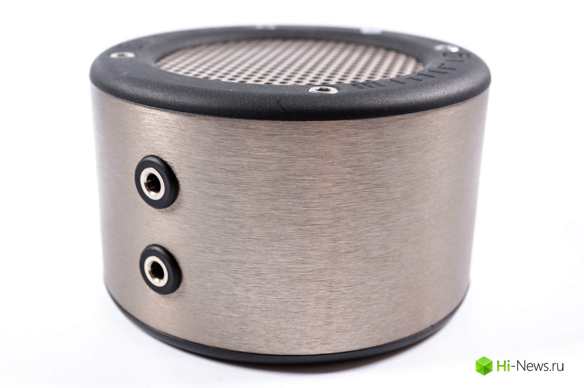 Обзор портативной Bluetooth колонки MiniRig Mini — маленькая, да удаленькая. Дизайн и управление. Фото.
