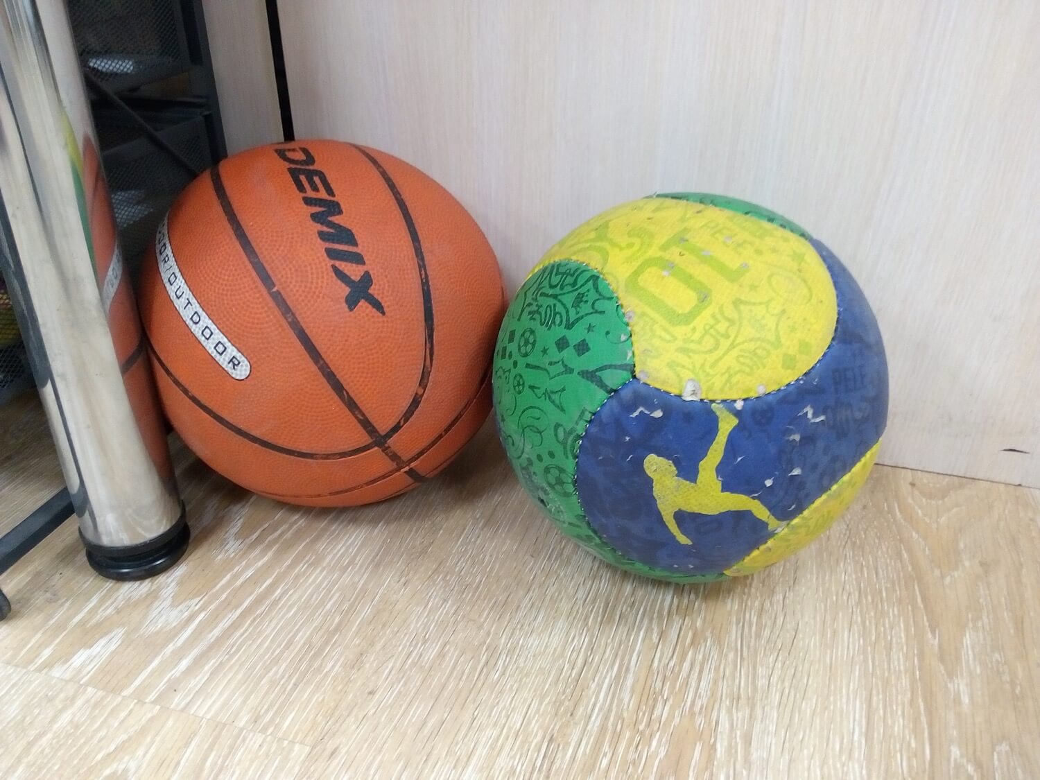 Недорогой смартфон с музыкальным потенциалом. Камера. Фото.