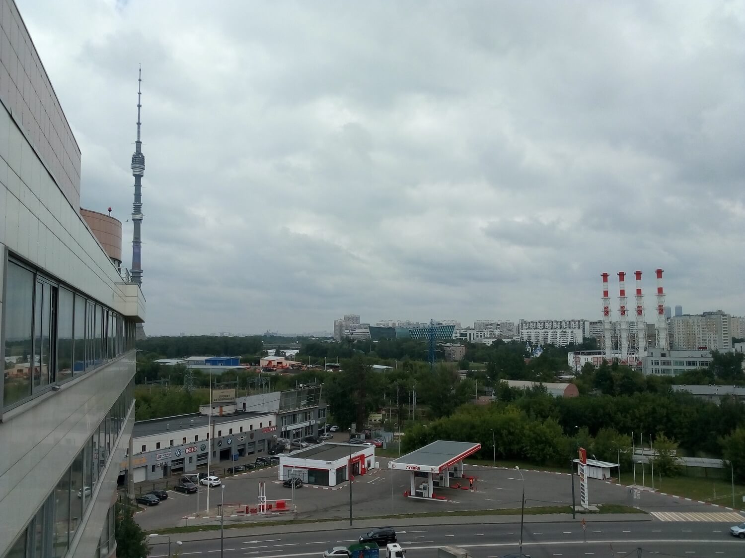 Недорогой смартфон с музыкальным потенциалом. Камера. Фото.