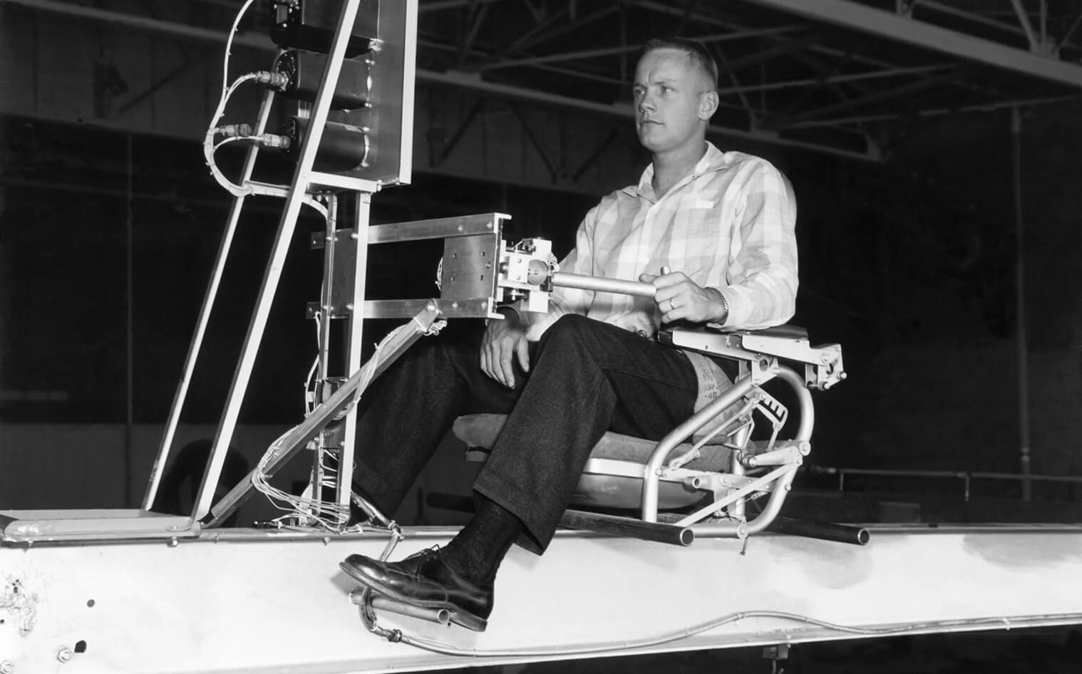 #галерея | Подготовка к первой пилотируемой миссии на Луну. Как это было.. Нил Армстронг.. Фото.