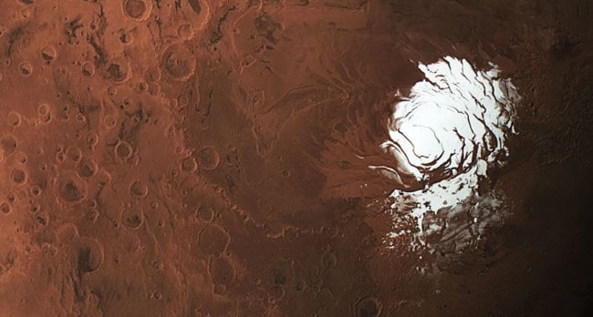 На Марсе нашли озеро. Как теперь изменится поиск жизни на Красной планете? Фото.