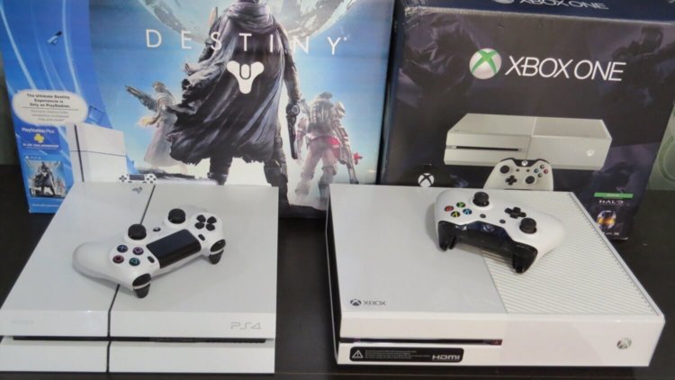 PlayStation 4 против Xbox One 5 лет спустя. Кто сделал правильный выбор. Фото.
