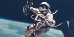 Грязная история NASA: как астронавтам агентства 57 лет приходилось мучиться при походе в туалет. Фото.