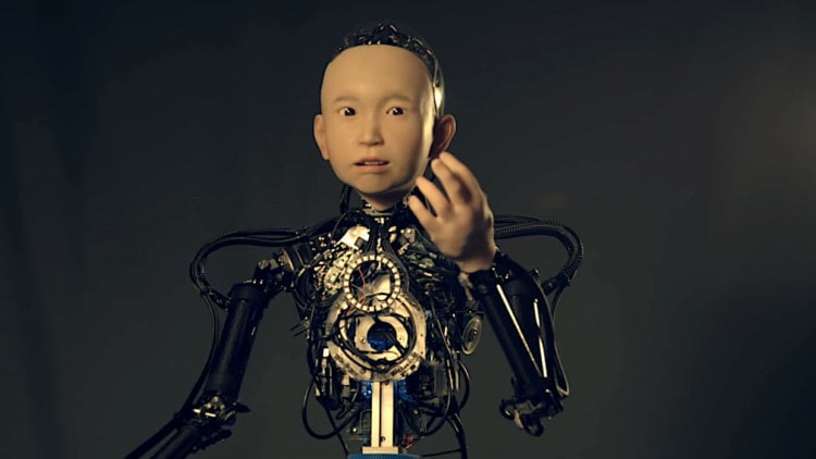 Хироси Исигуро представил свое новое творение — андроида Ибуки. Фото.