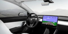 На приборной панели Tesla появятся игры для водителей, Маск нанимает разработчиков. Фото.