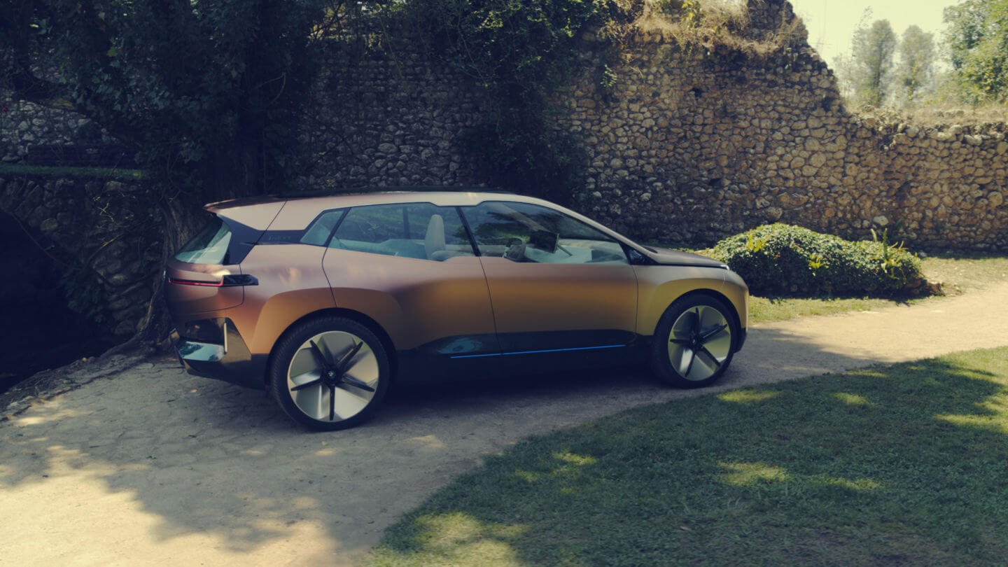 Вы уже видели электрический BMW iNext, который поступит в продажу в 2021 году? Новый электромобиль BMW iNext выйдет в 2021 году. Фото.
