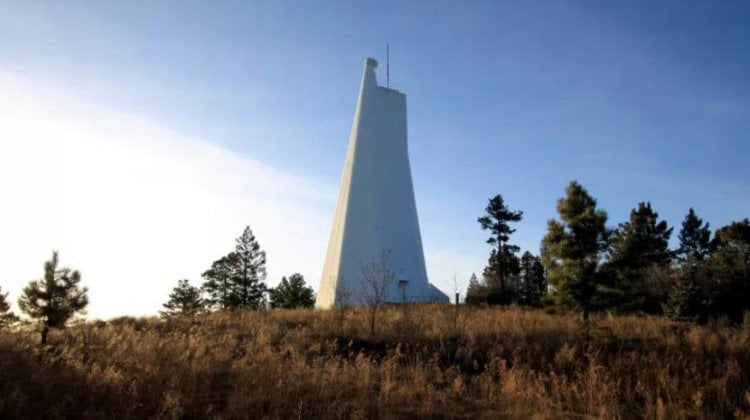 В Нью-Мексико внезапно закрыли обсерваторию. «Инопланетян телескоп не видел», говорит директор. Фото.