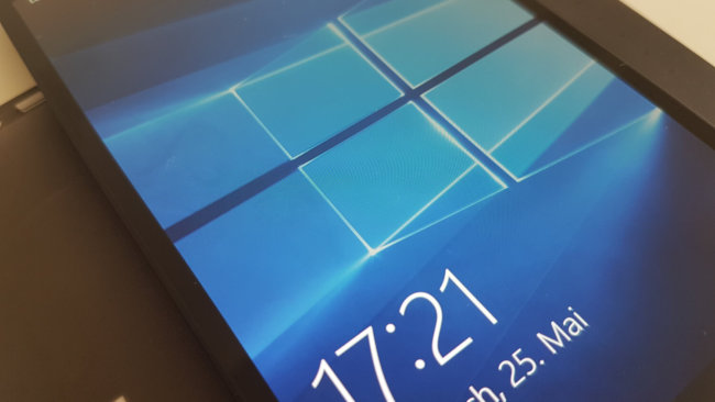 Microsoft продолжает поддержку Windows для телефонов. Фото.