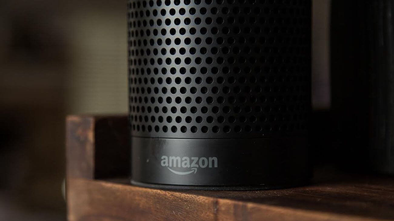 Alexa научилась говорить шепотом. И это выглядит странно. Фото.