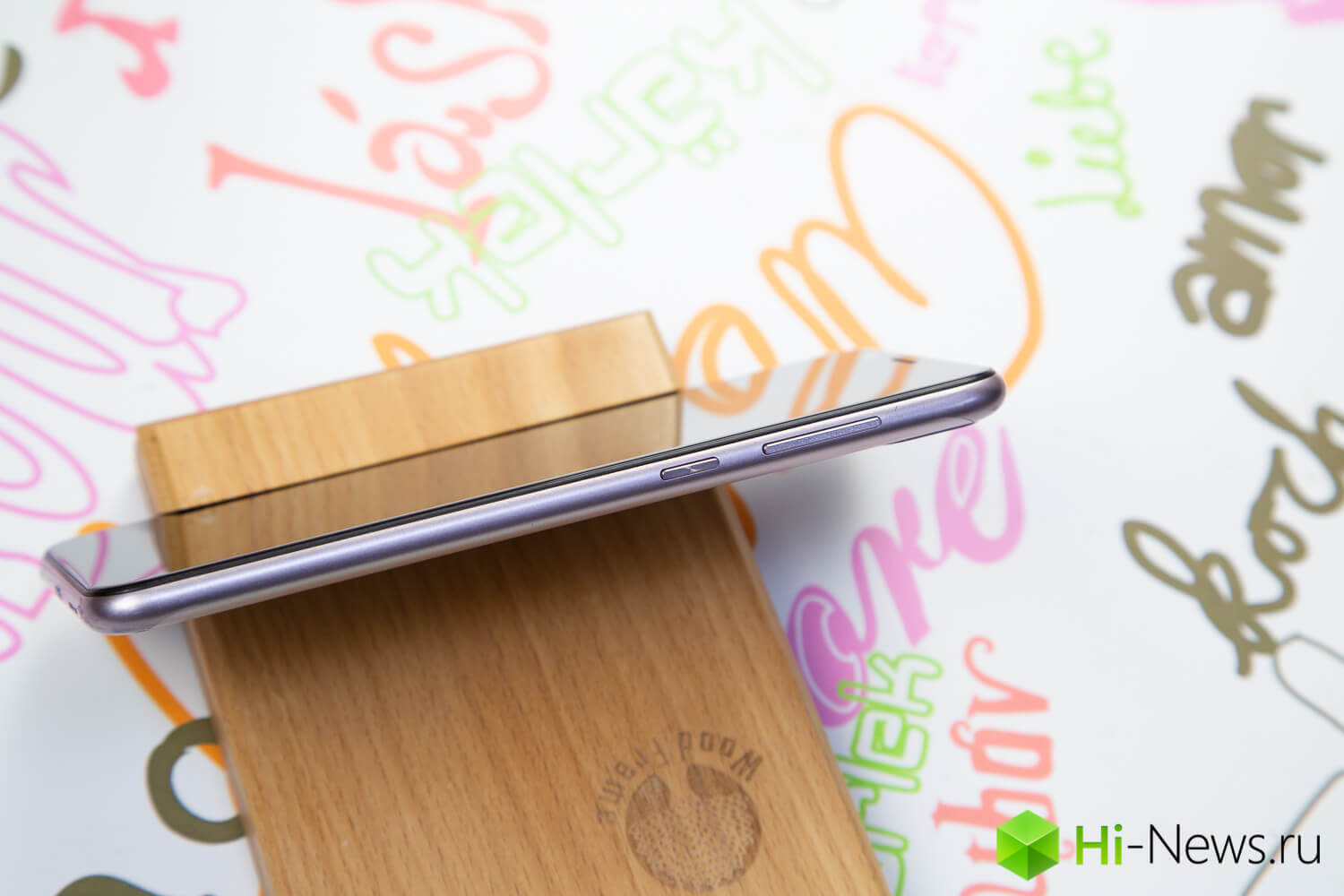 Именно таким должен быть хороший бюджетный смартфон. Фото.