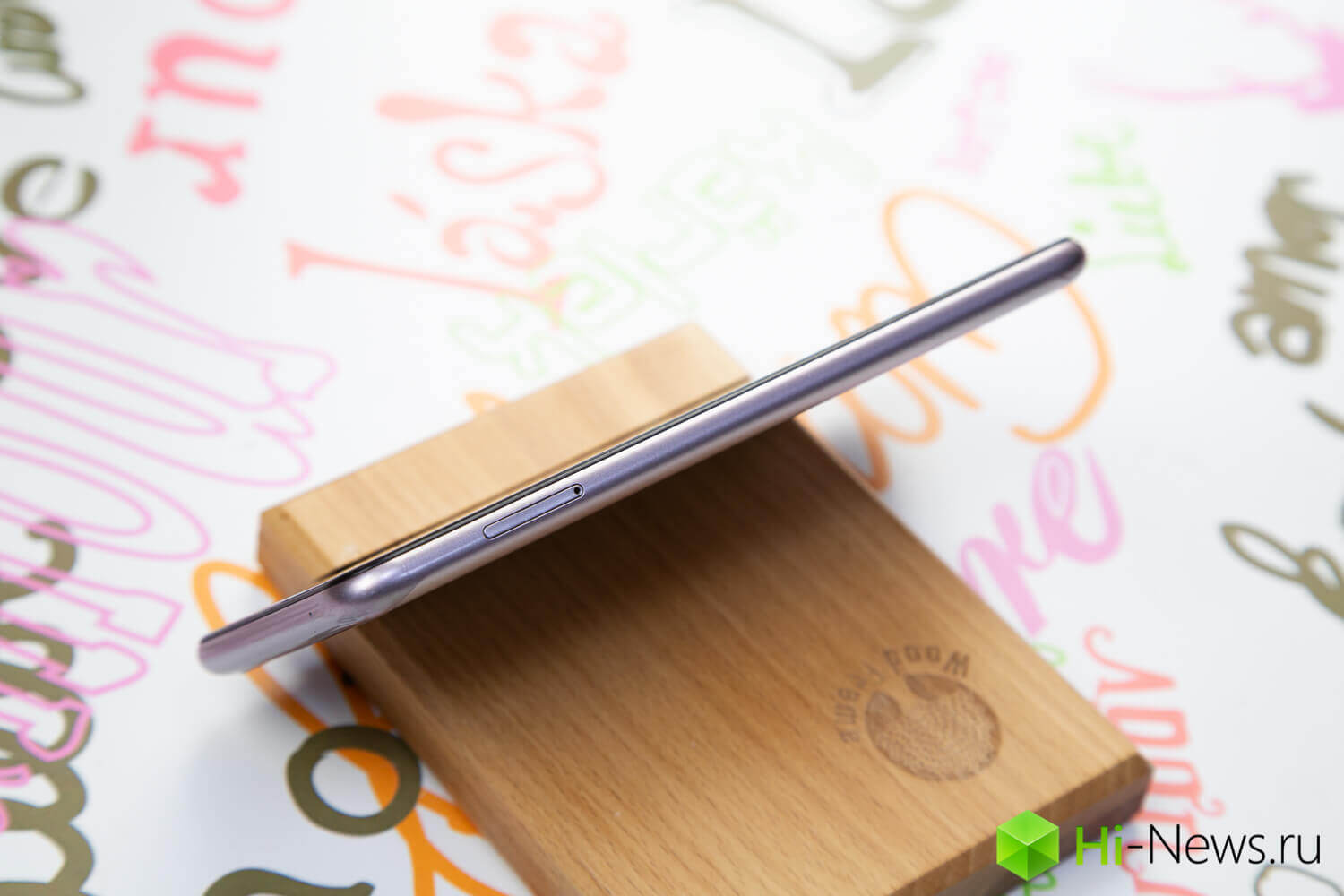 Именно таким должен быть хороший бюджетный смартфон. Фото.