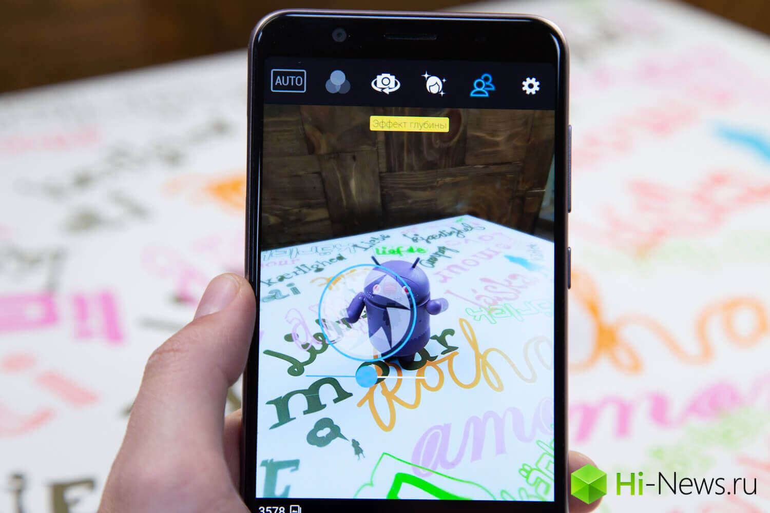 Именно таким должен быть хороший бюджетный смартфон. Фото.