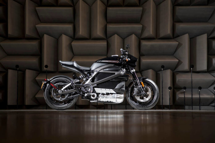 Первый электрический Harley-Davidson в продаже с 2019-го. Каким он будет? Фото.