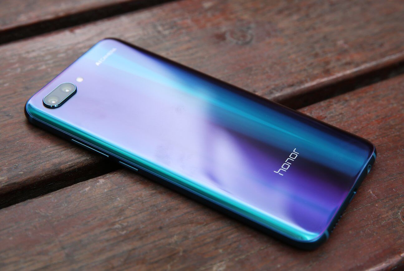 Какие смартфоны были интересны в 2018 году?. Honor 10.. Фото.