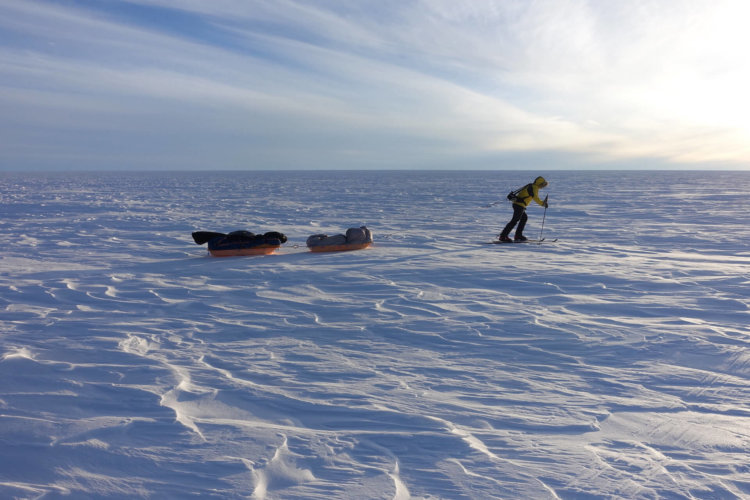 Американец первым в истории в одиночку пересек Антарктиду. Фото.