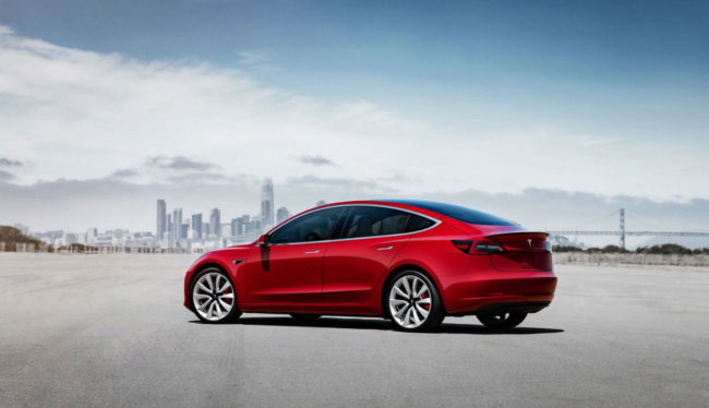 Видео | Как происходит сборка Tesla Model 3 от начала до конца? Фото.